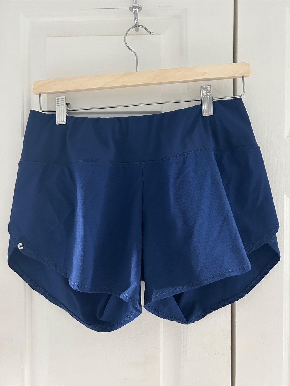Oiselle Roga shorts
